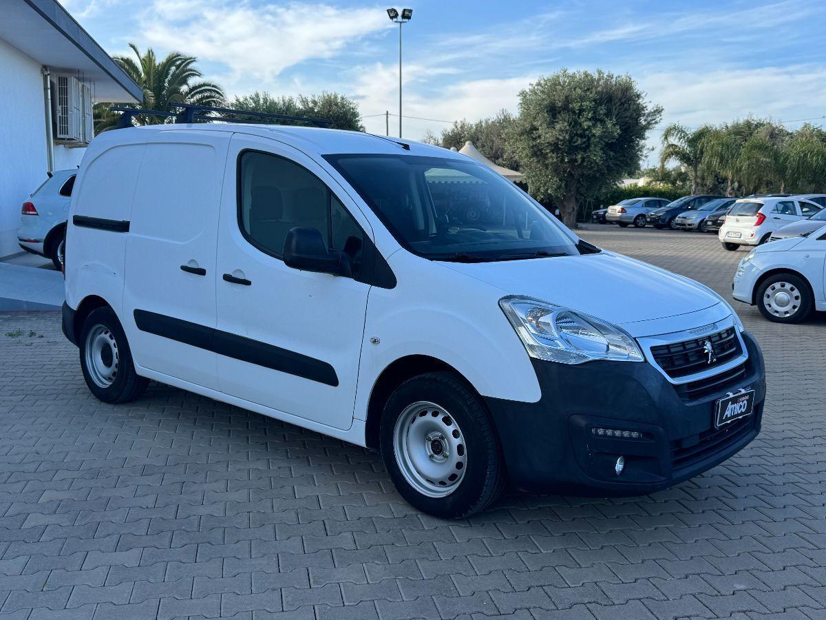 PEUGEOT Partner BlueHDi 100 Active Gancio Traino
