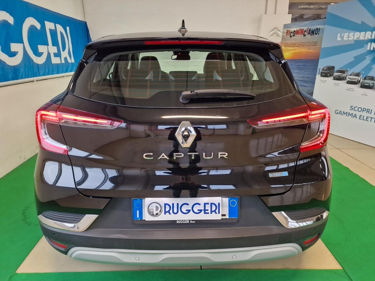 Renault Captur Plug-in Hybrid E-Tech 160 CV Intens