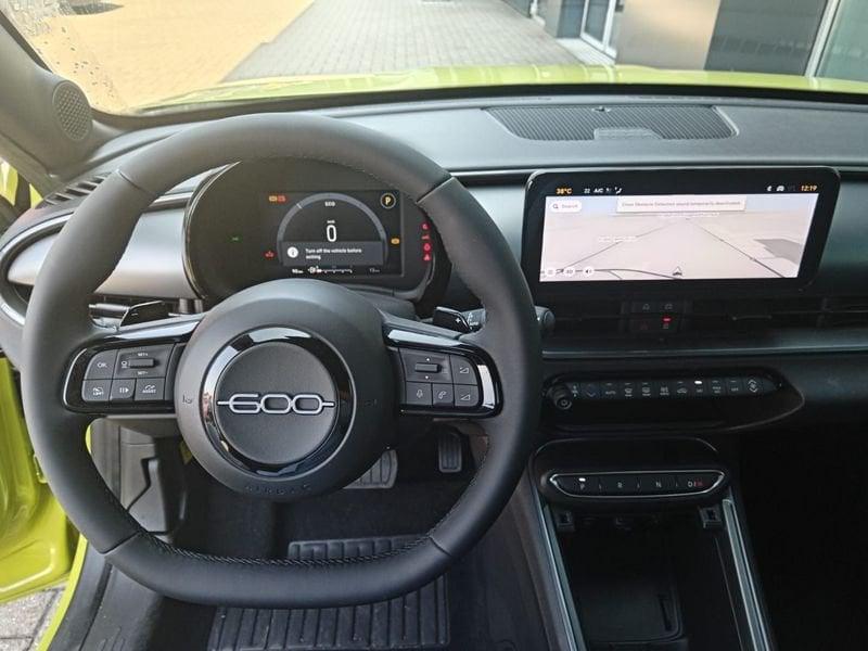 FIAT 600 1.2 Hybrid 145cv Sport