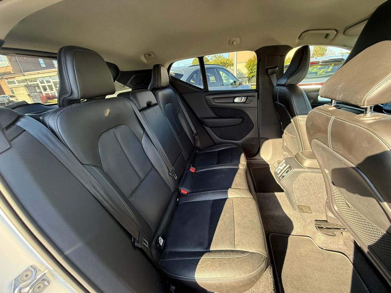 Volvo XC40 2.0 diesel -auto-4x4-D3 AWD Geartronic Momentum *PREZZO REALE*