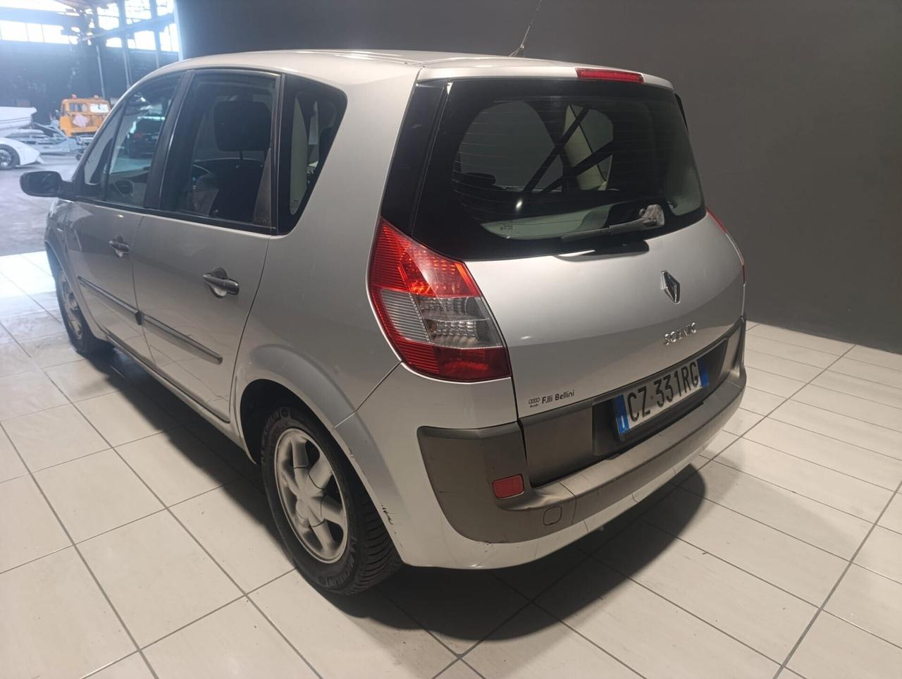 RENAULT SCENIC del 2006 GPL AUTOMATICO