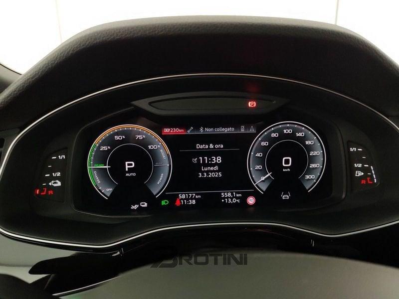 Audi Q8 55 TFSI e quattro tiptronic S-Line Sport