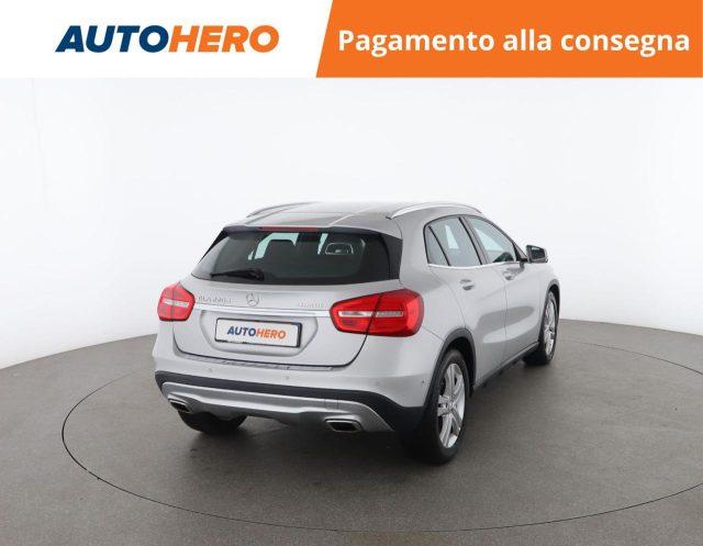 MERCEDES-BENZ GLA 220 d Automatic 4Matic Sport