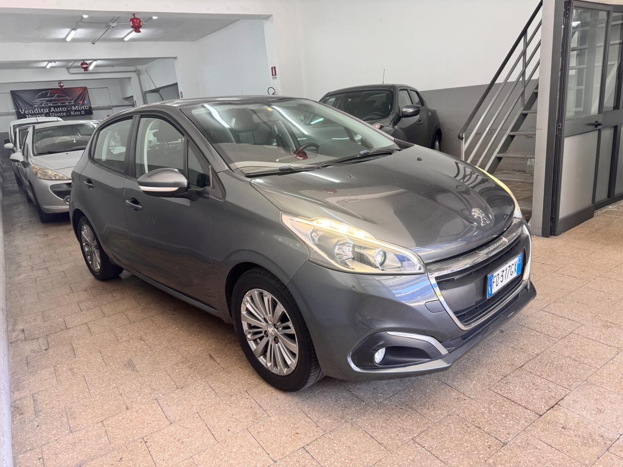 Peugeot 208 1.2 82 Cv 5P. Allure 100.000 KM - 2016