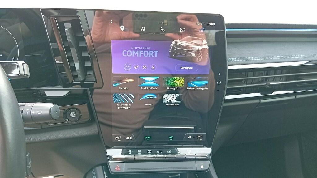 Renault Austral 1.2 E-Tech full hybrid Iconic Esprit Alpine