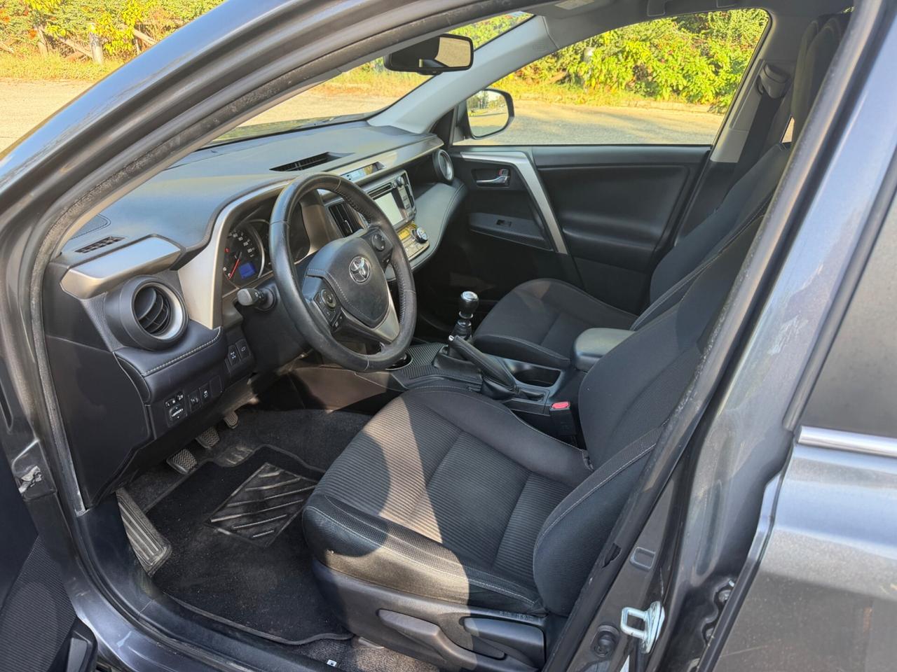 Toyota RAV 4 RAV4 2.0 D-4D 4WD Lounge White Ed.