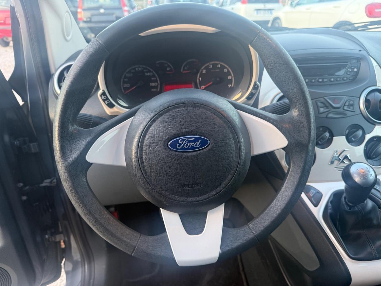 Ford Ka 1.2 8V 69CV Titanium