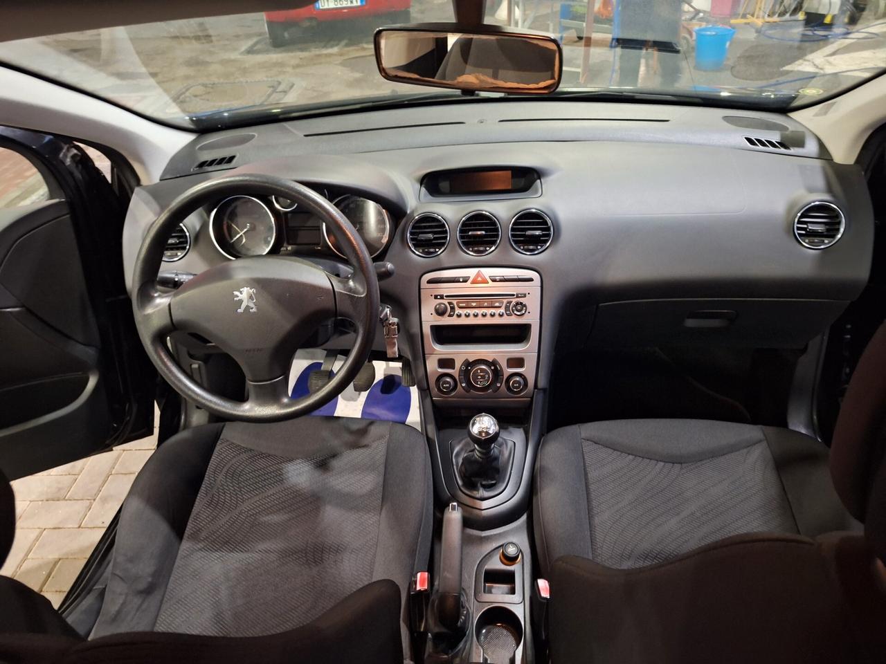 Peugeot 308 1.6 HDi 110CV SW Premium UNICOPROPIETARIO KM CERTIFICATI