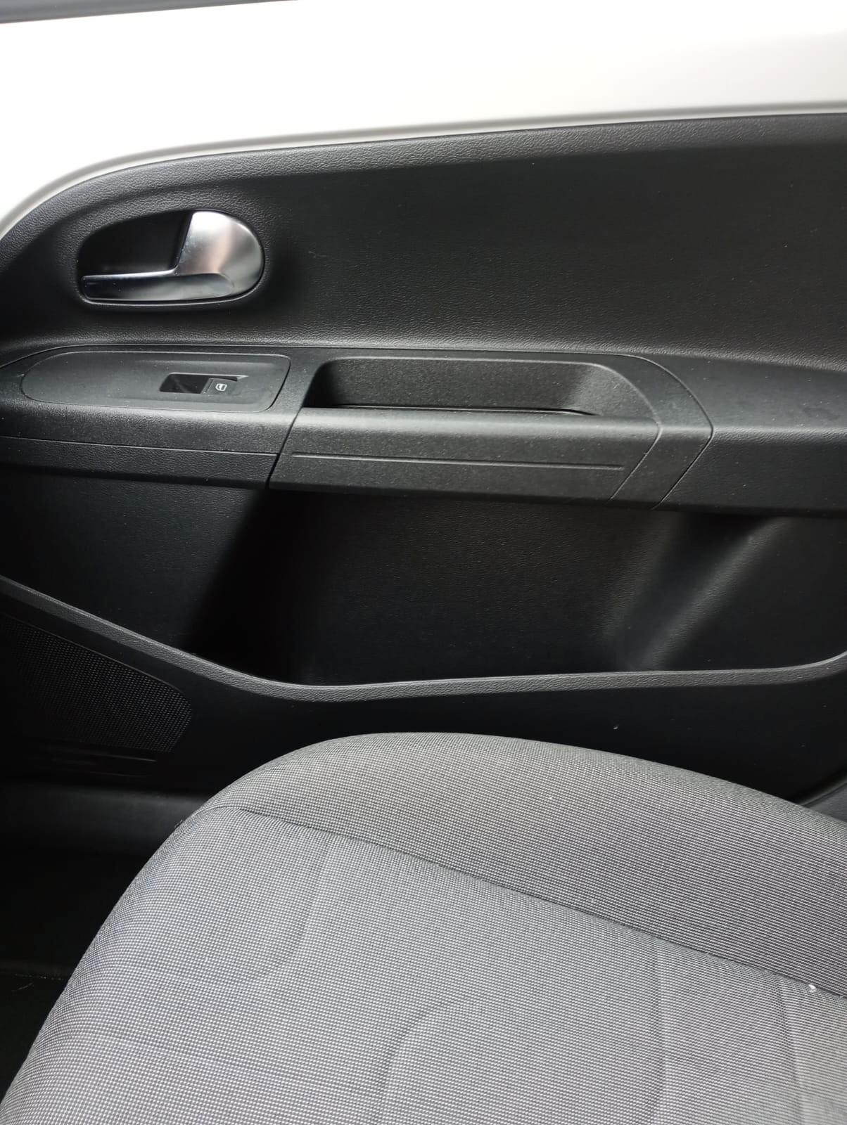 Volkswagen up! 1.0 bluemotion tech