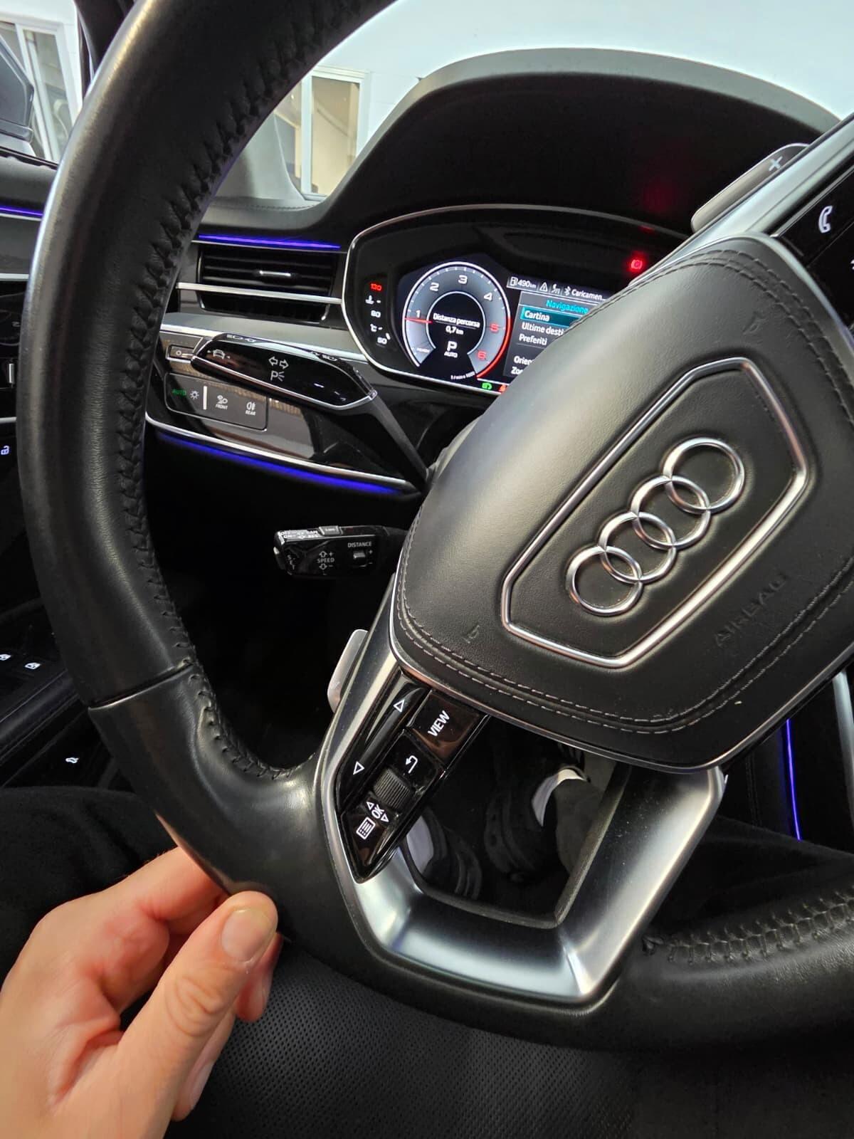 Audi A8 Long 3.0 TDI Quattro Mild Hybrid – President Edition (285 CV)