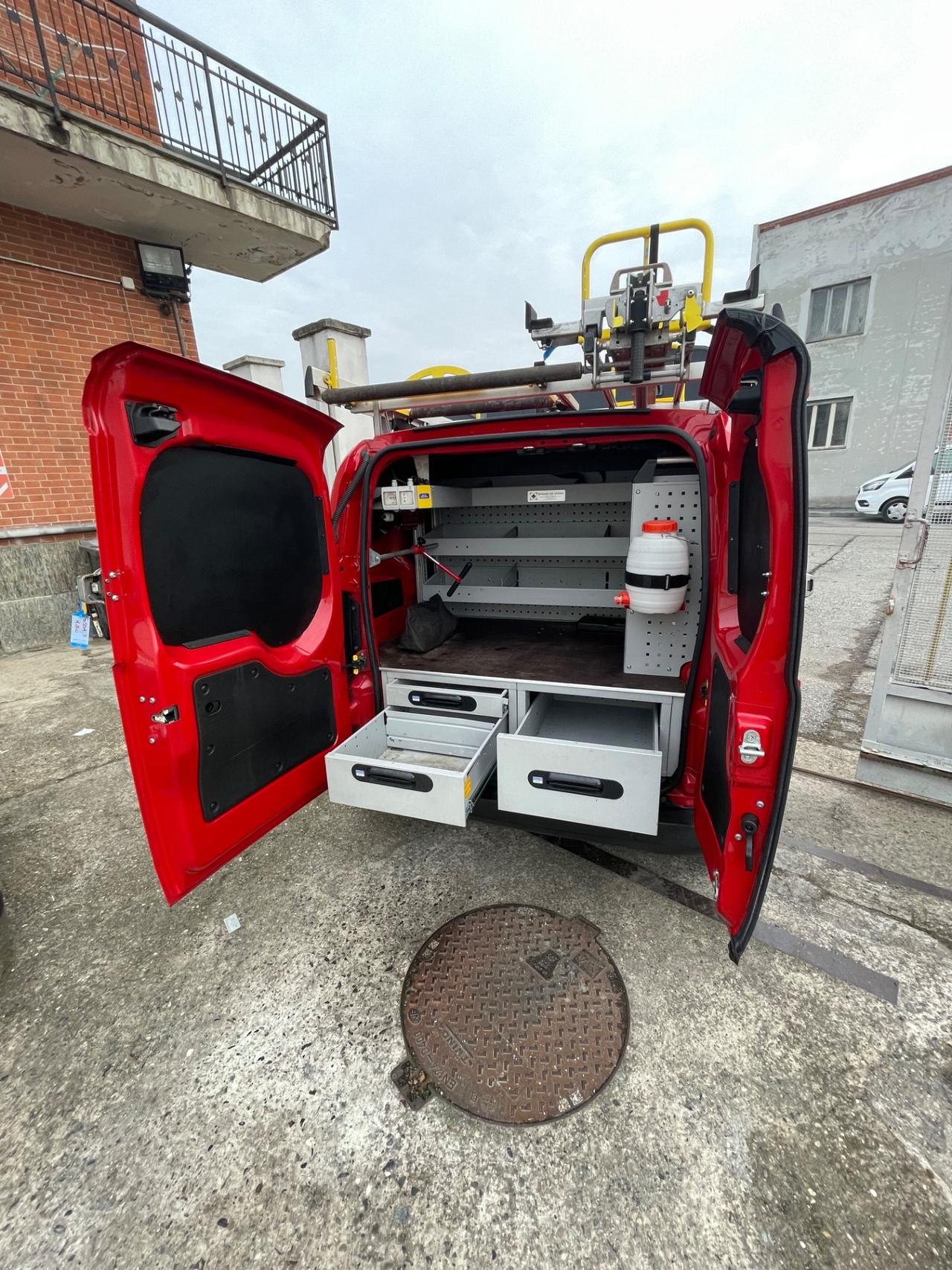 Fiat Fiorino 1.3 MJT 95CV Cargo Adventure