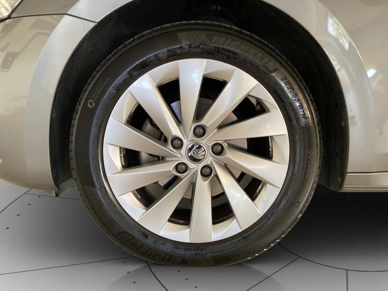 SKODA Octavia Wagon 2.0 tdi Executive 150cv dsg