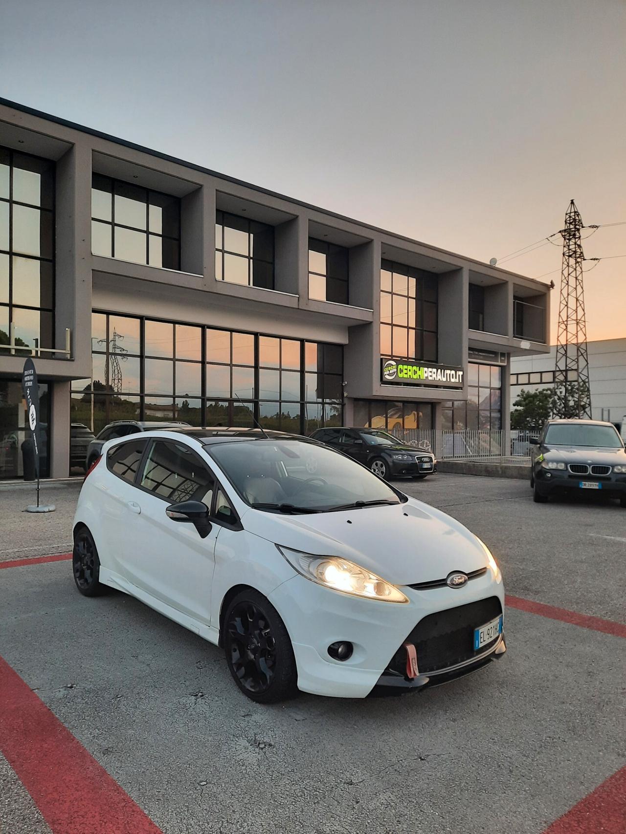 Ford Fiesta 1.6 134CV 3 porte Individual