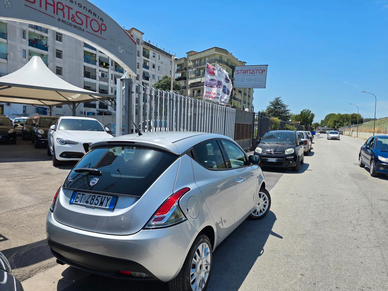 Lancia Ypsilon 1.2 69 CV 5 porte Gold