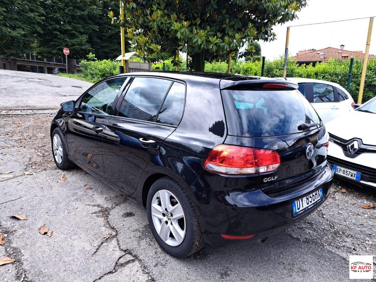 VOLKSWAGEN - Golf 1.6 tdi Comfortline 5p