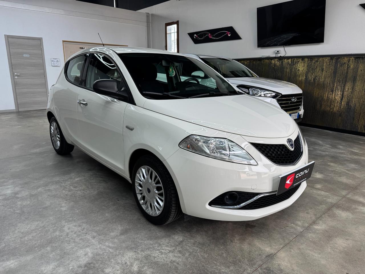 Lancia Ypsilon 1.3 MJT 16V 95 CV 5 porte S&S Gold