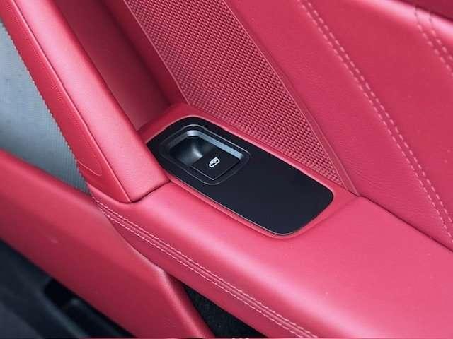 Porsche 992 911 Targa 3.0 4 GTS auto PCCB/EXCLUSIVE/NIGHT VIS
