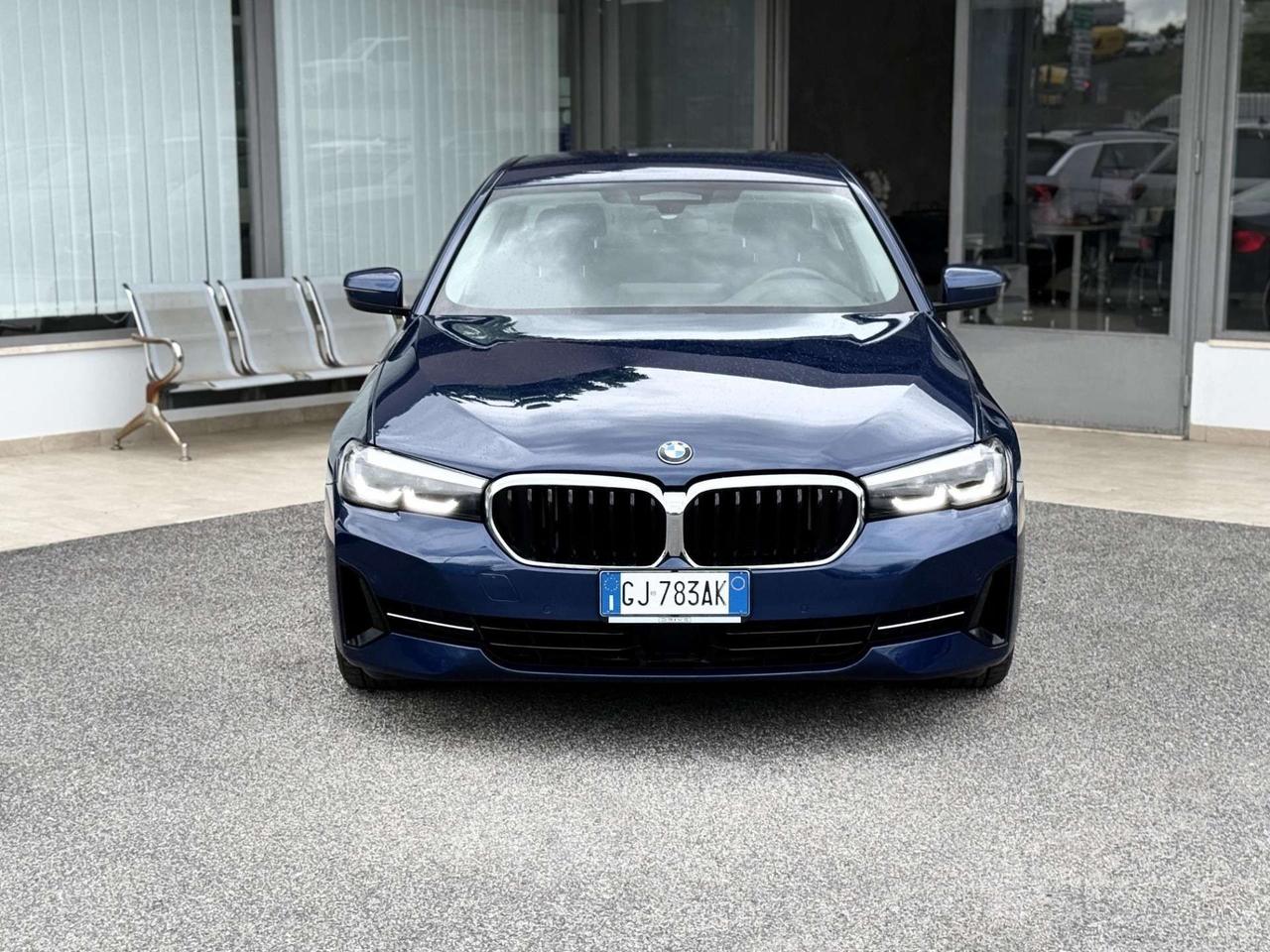 BMW 520 Diesel 48V 190CV E6 - 2022