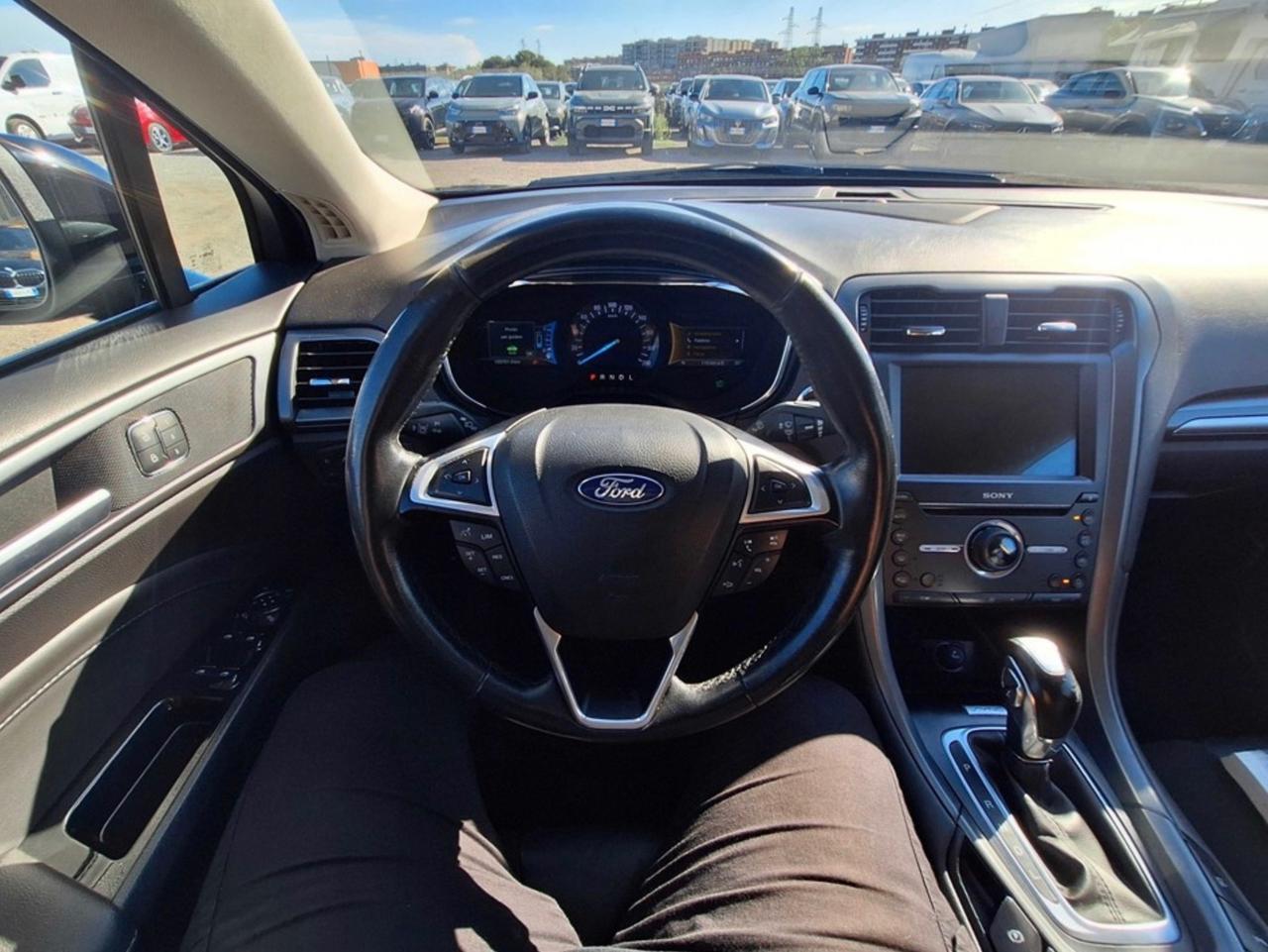 Ford Mondeo Full Hybrid 2.0 187 CV eCVT 4 porte Titanium Business