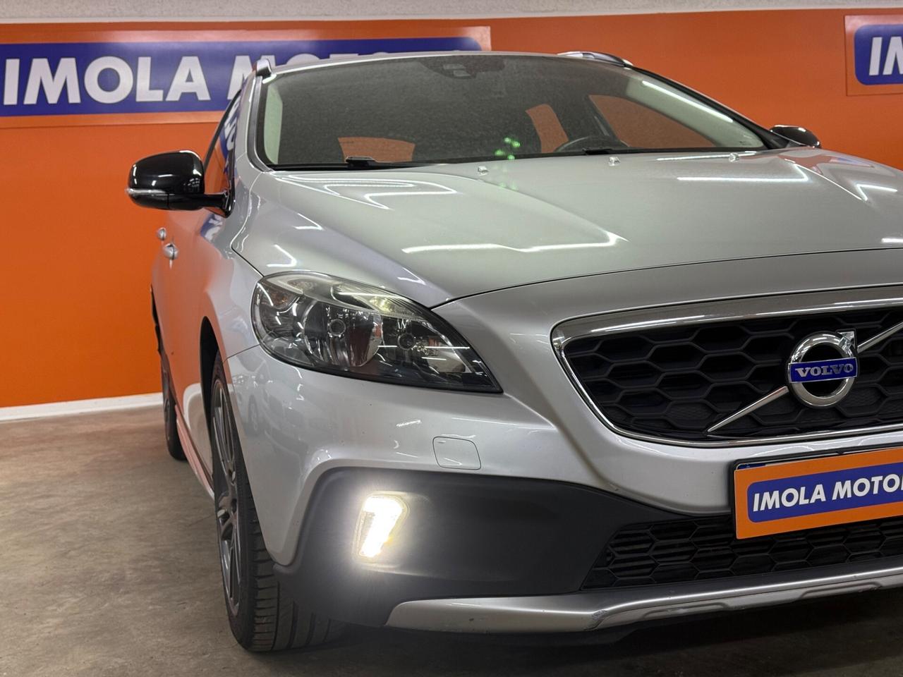 Volvo V40 Cross Country D3 Summum