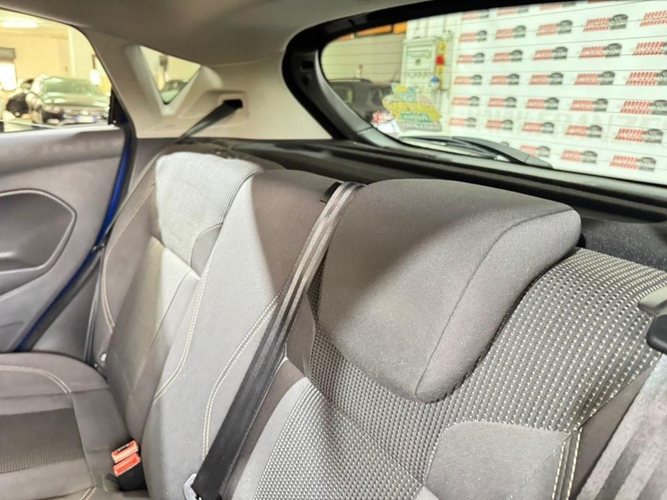 Ford Fiesta 1.5 TDCi 75CV 5 porte Titanium