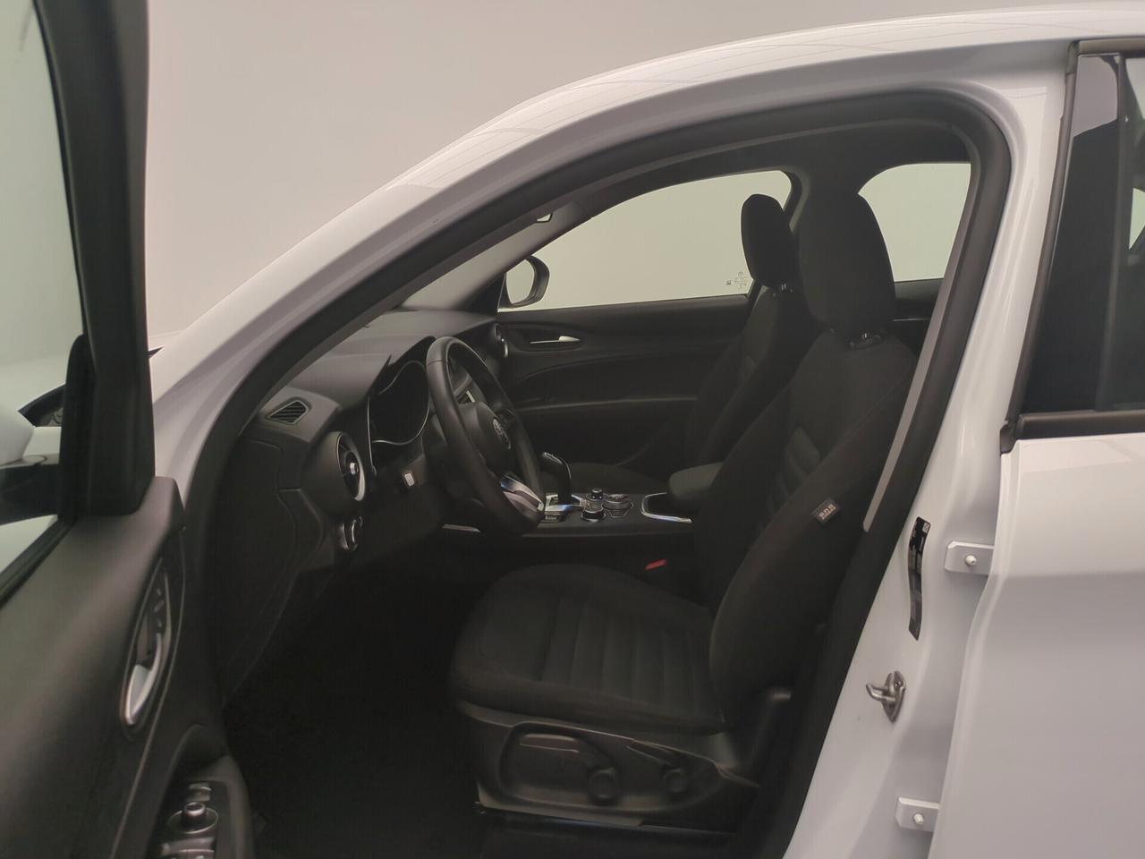 Alfa Romeo Stelvio 2.2 Turbodiesel 210 CV AT8 Q4 Business