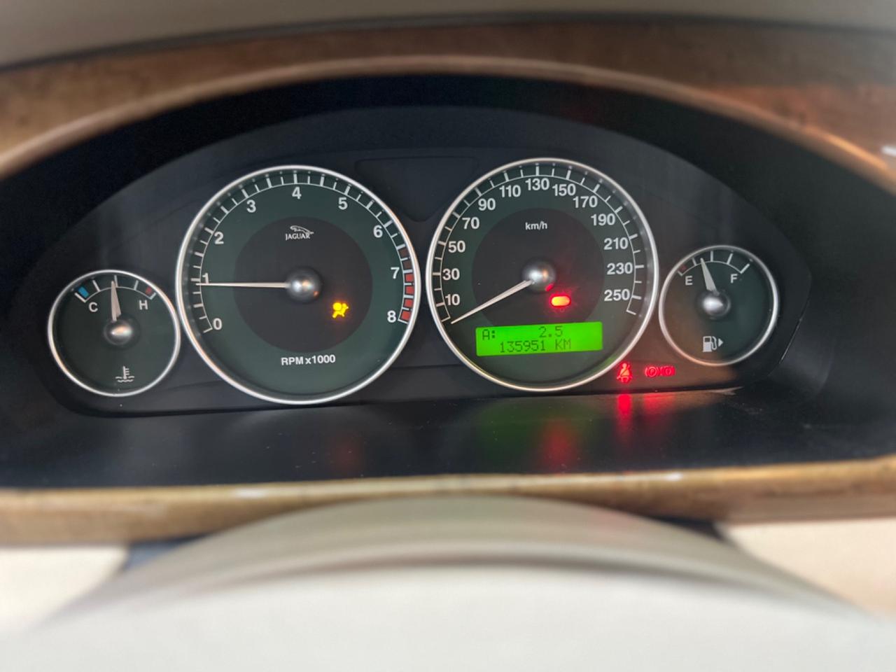 Jaguar X-Type 2 litri V6 24V cat 2002