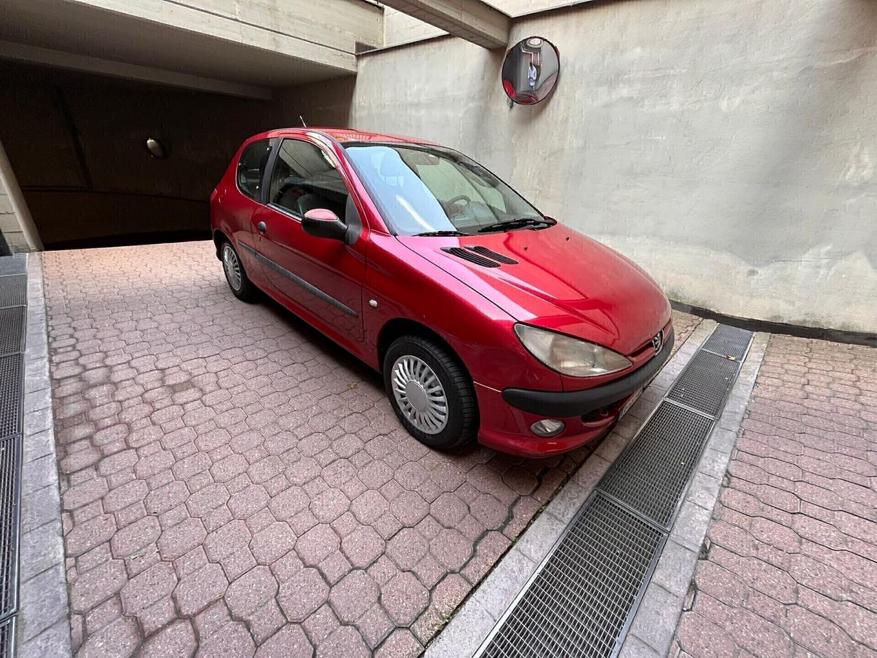 Peugeot 206 - APERTI AD AGOSTO