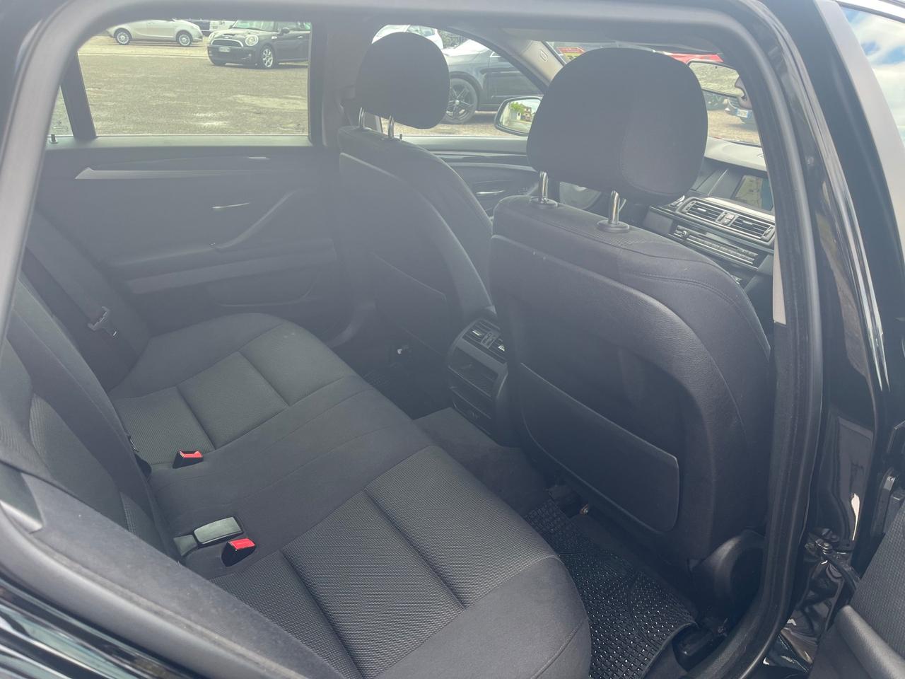 Bmw 520 520d xDrive Business aut.4x4 garanzia 12 mesi