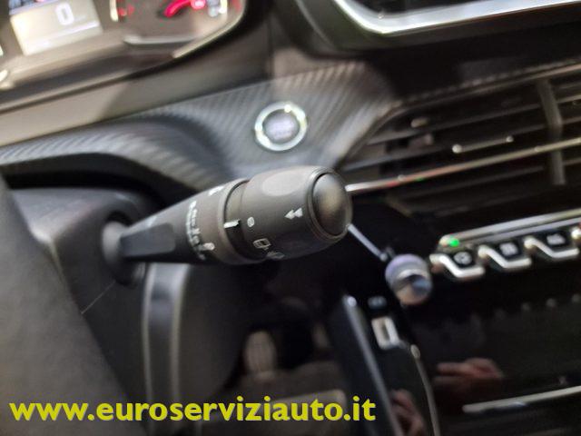 PEUGEOT 2008 BlueHDi 110 S&S Allure