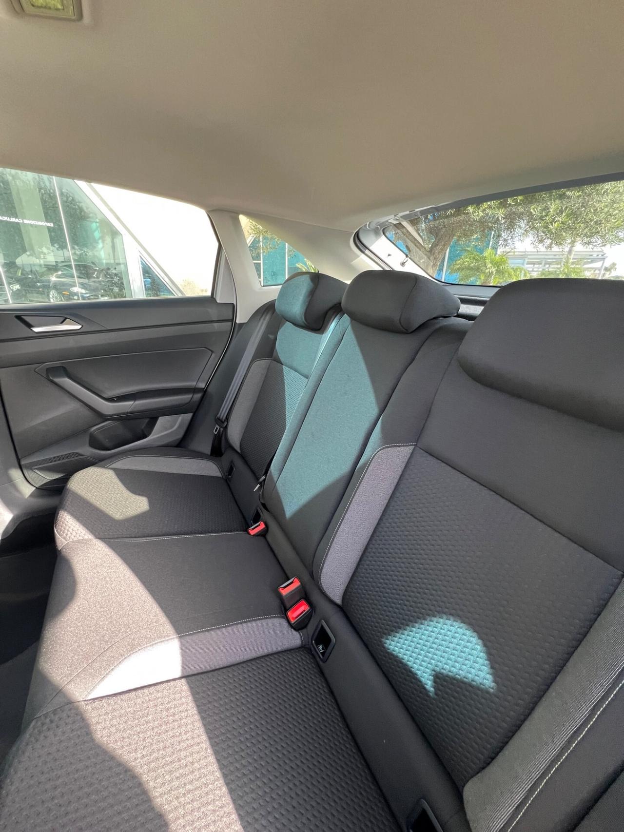 Volkswagen Taigo 1.0 TSI 95 CV Edition Plus possibilità noleggio no scoring