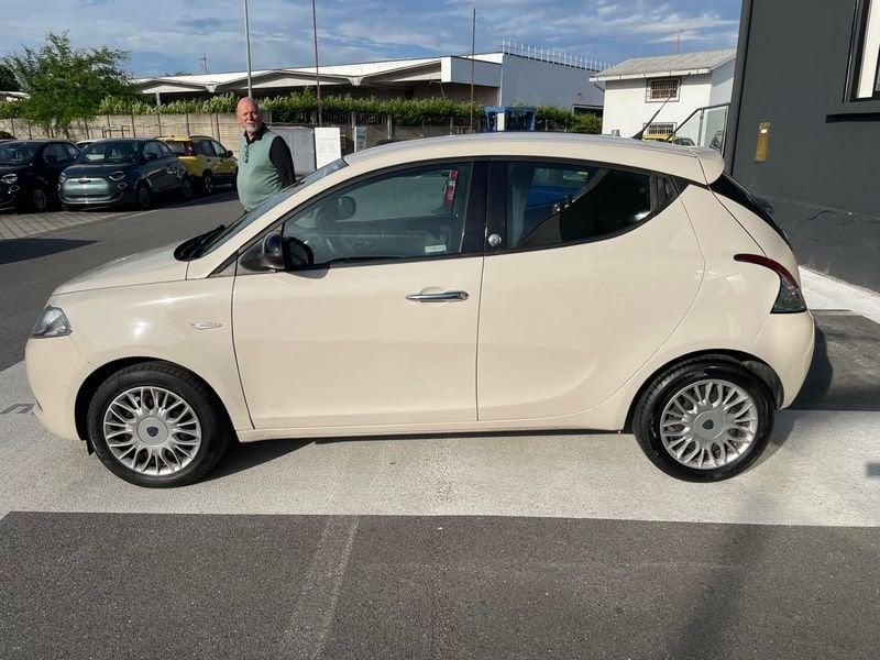 Lancia Ypsilon 1.2 69 CV 5 porte GPL Ecochic Gold