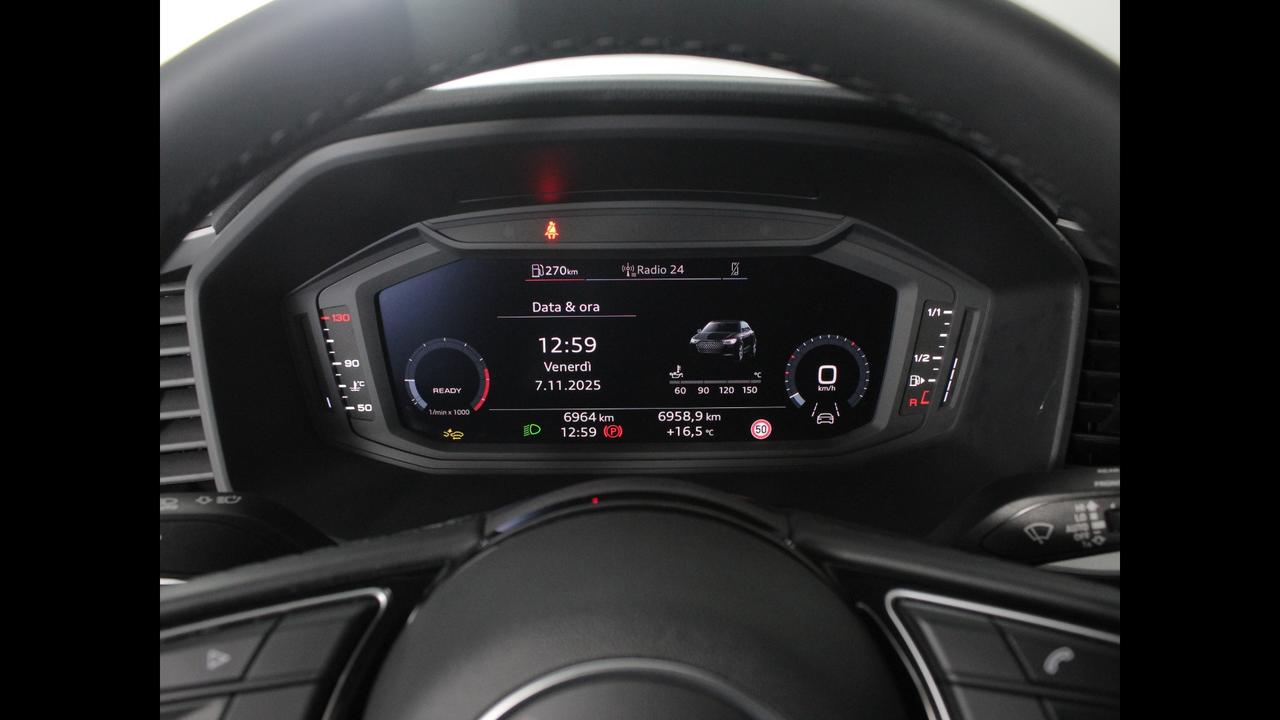 AUDI A1 II 2022 allstreet - A1 allstreet 30 1.0 tfsi Business 116cv