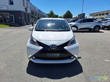 Toyota Aygo 1.0 x-play 5p