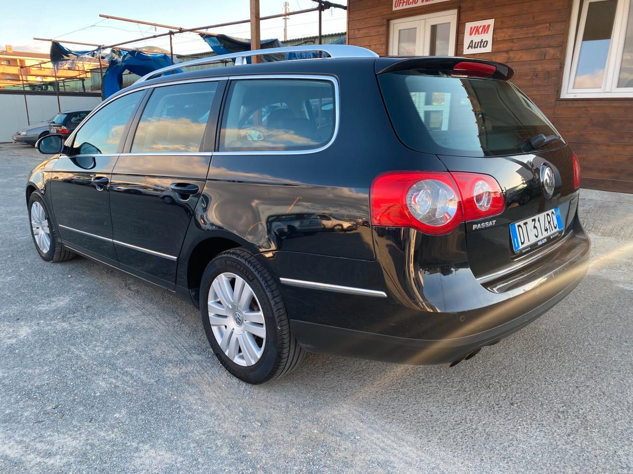 VOLKSWAGEN Passat SW 2.0 TDI UNIPRO'