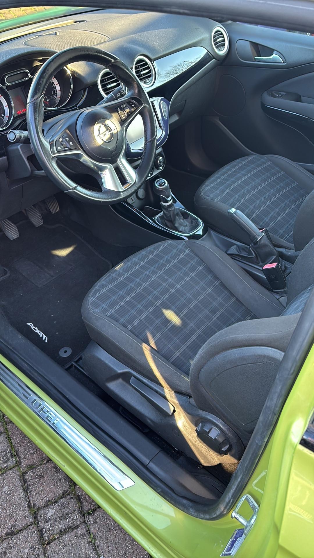 Opel Adam 1.2 70 CV - km originali permute garanzia