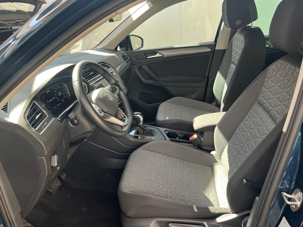 Volkswagen Tiguan 2.0 TDI 150 CV SCR DSG Elegance