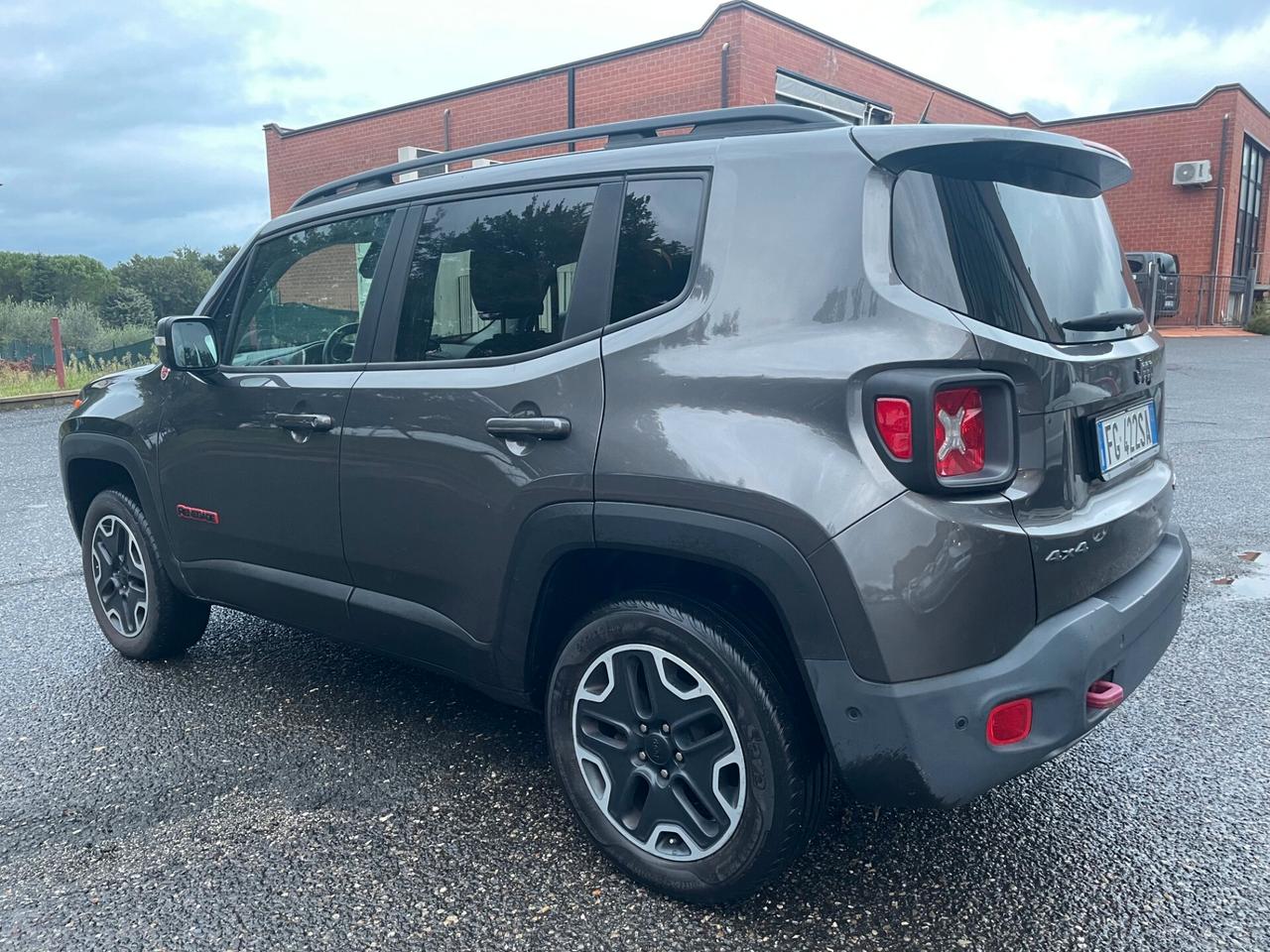 Jeep Renegade 2.0 Mjt 170CV 4WD Active Drive Low Trailhawk