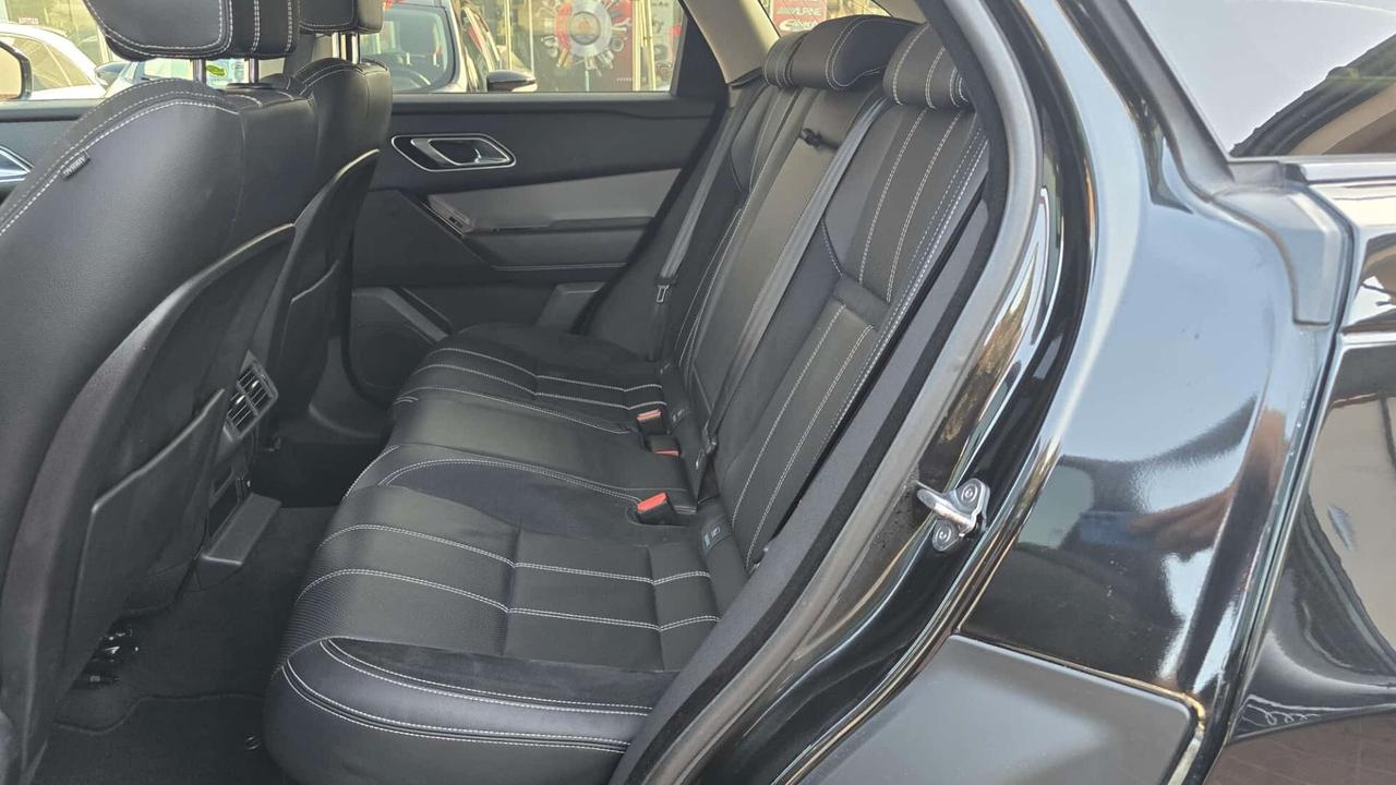 Land Rover Range Velar 2.0D I4 204 CV R-Dynamic HSE