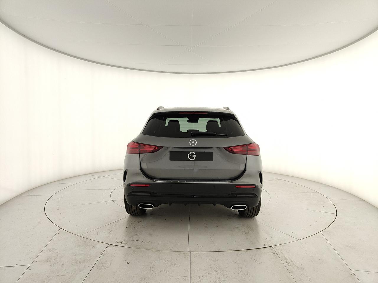 Mercedes-Benz GLA 180 d