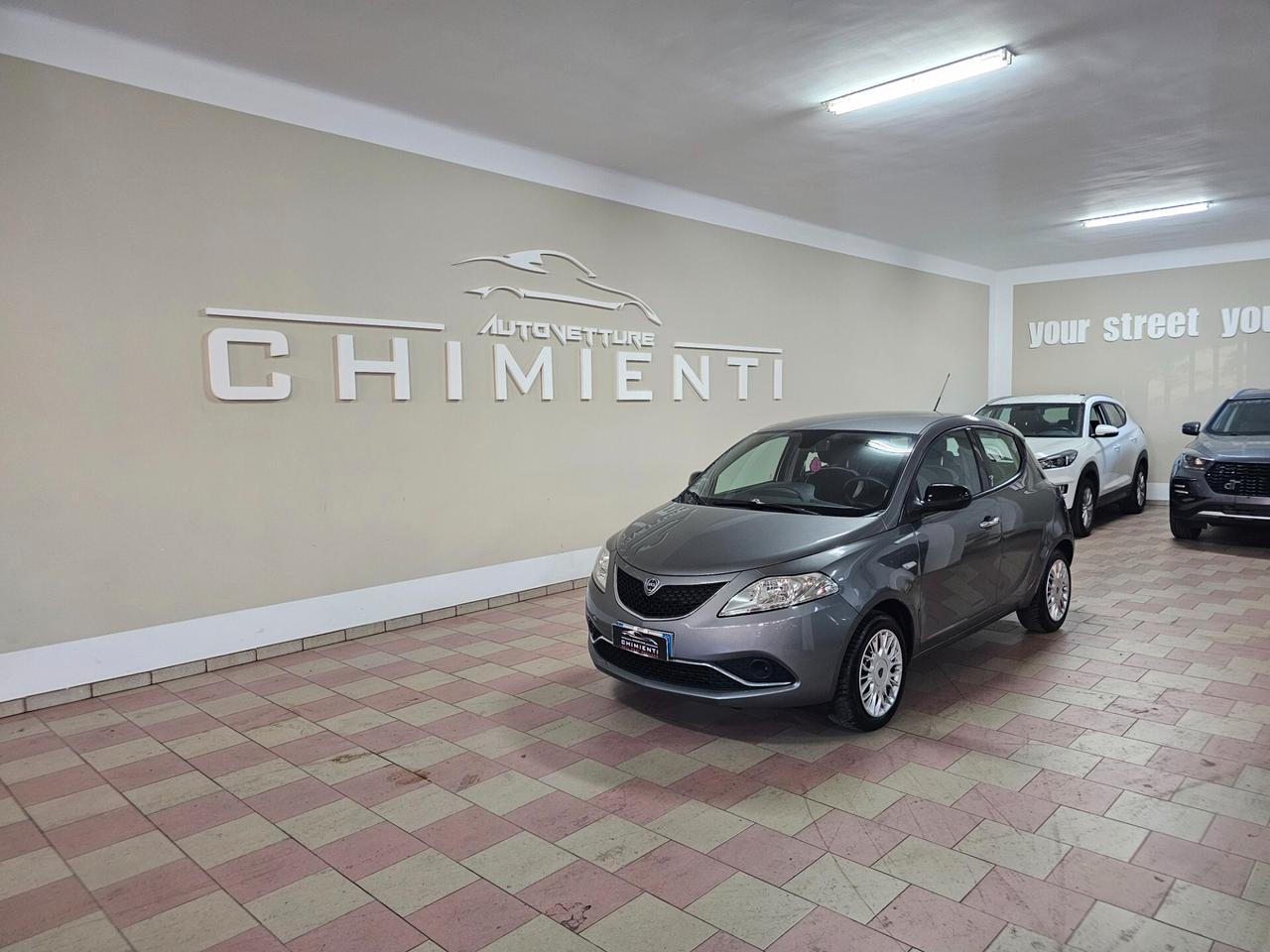 Lancia Ypsilon 1.2 69 CV 5 porte GPL Ecochic Gold