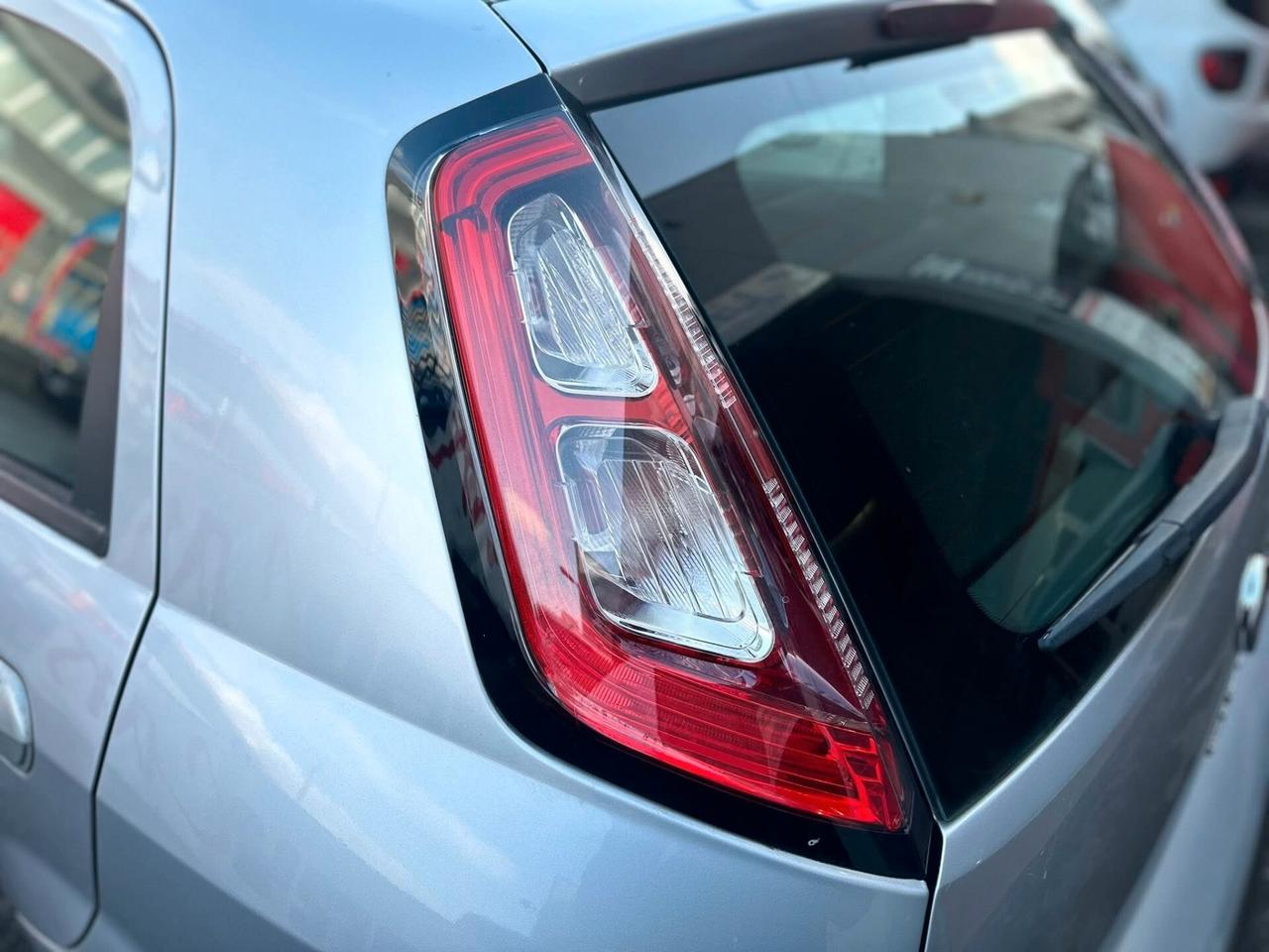 Fiat Punto Evo 1.4 5 porte Active natural power NAOPATENTATI