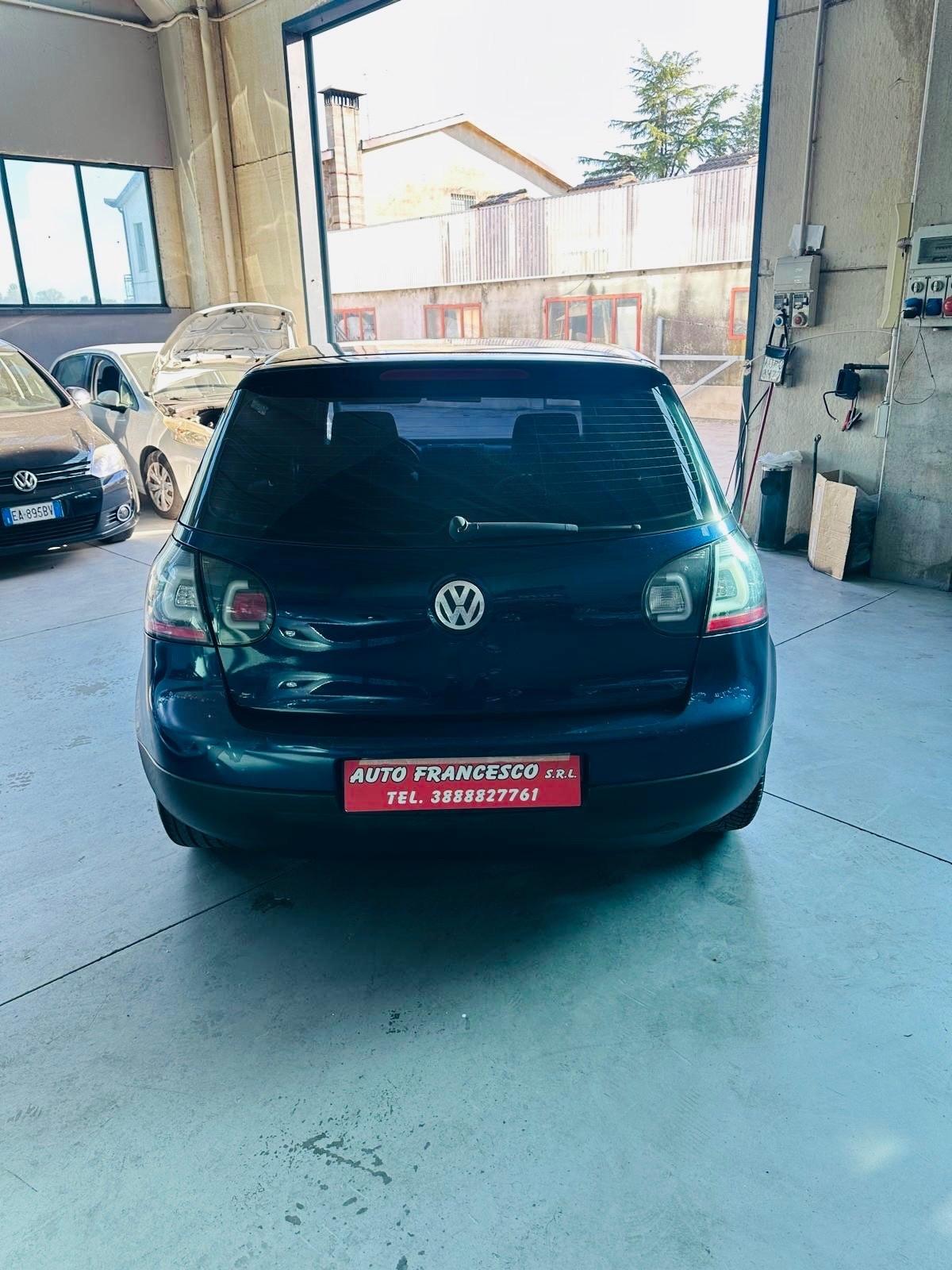 Volkswagen Golf 2.0 16V TDI 5p. Sportline