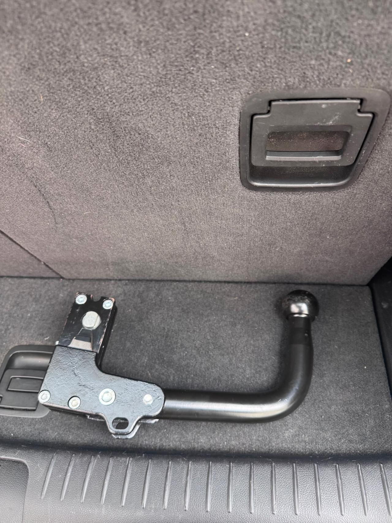 Chevrolet Orlando 2.0 Diesel 163CV 7 POSTI Gancio Traino
