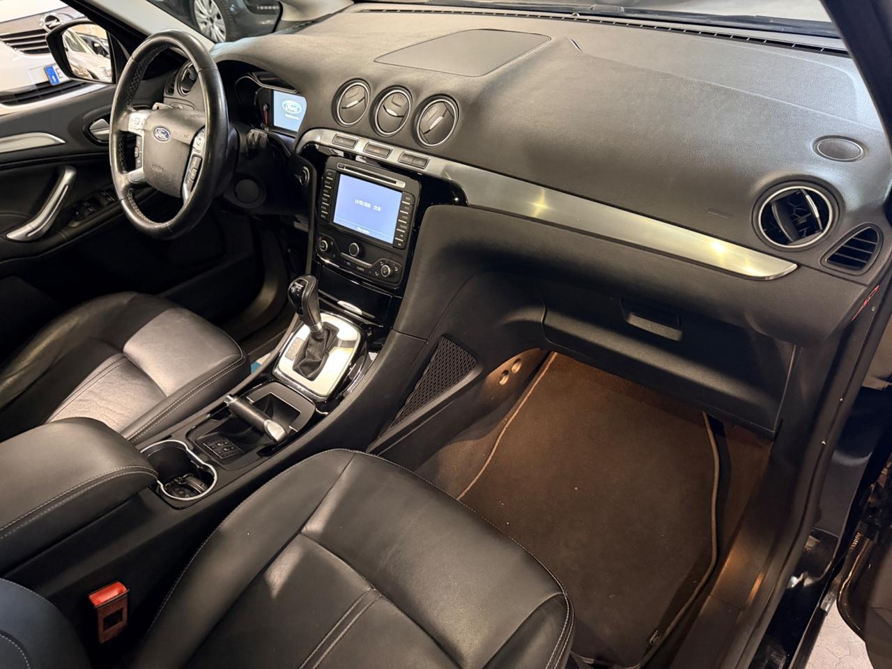 Ford S-Max 2.0 TDCi 140CV Powershift 7 posti Business Nav