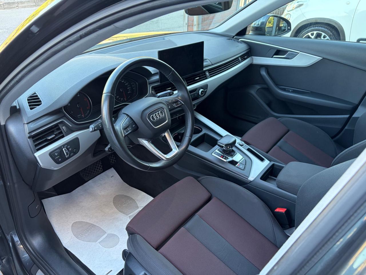 Audi A4 Avant 35 TDI/163 CV S tronic Business Advanced