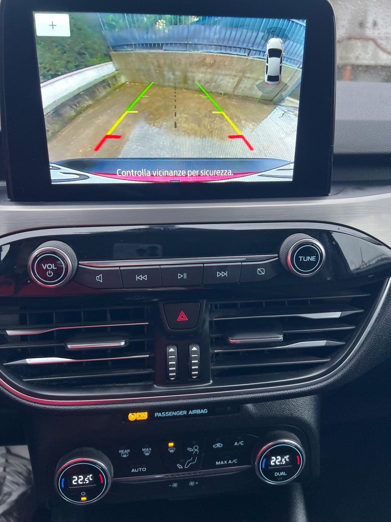 Ford Kuga 2.0 EcoBlue Hybrid 150 CV 2WD Titanium Business