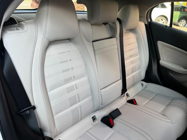 MERCEDES-BENZ GLA 220 Automatic 4Matic