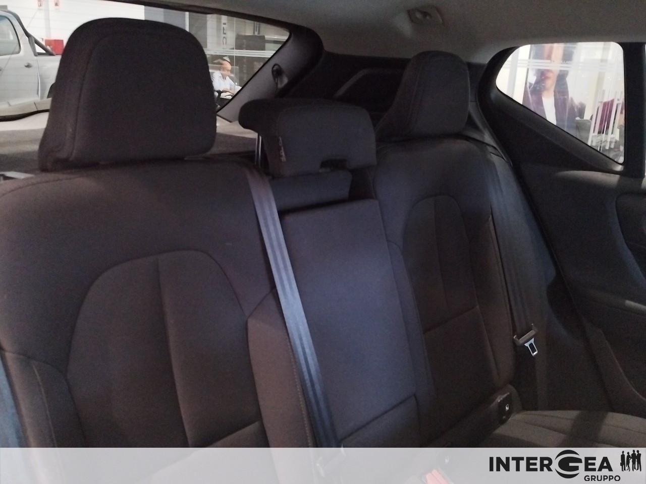 VOLVO XC40 1.5 t2 Momentum Pro auto my21