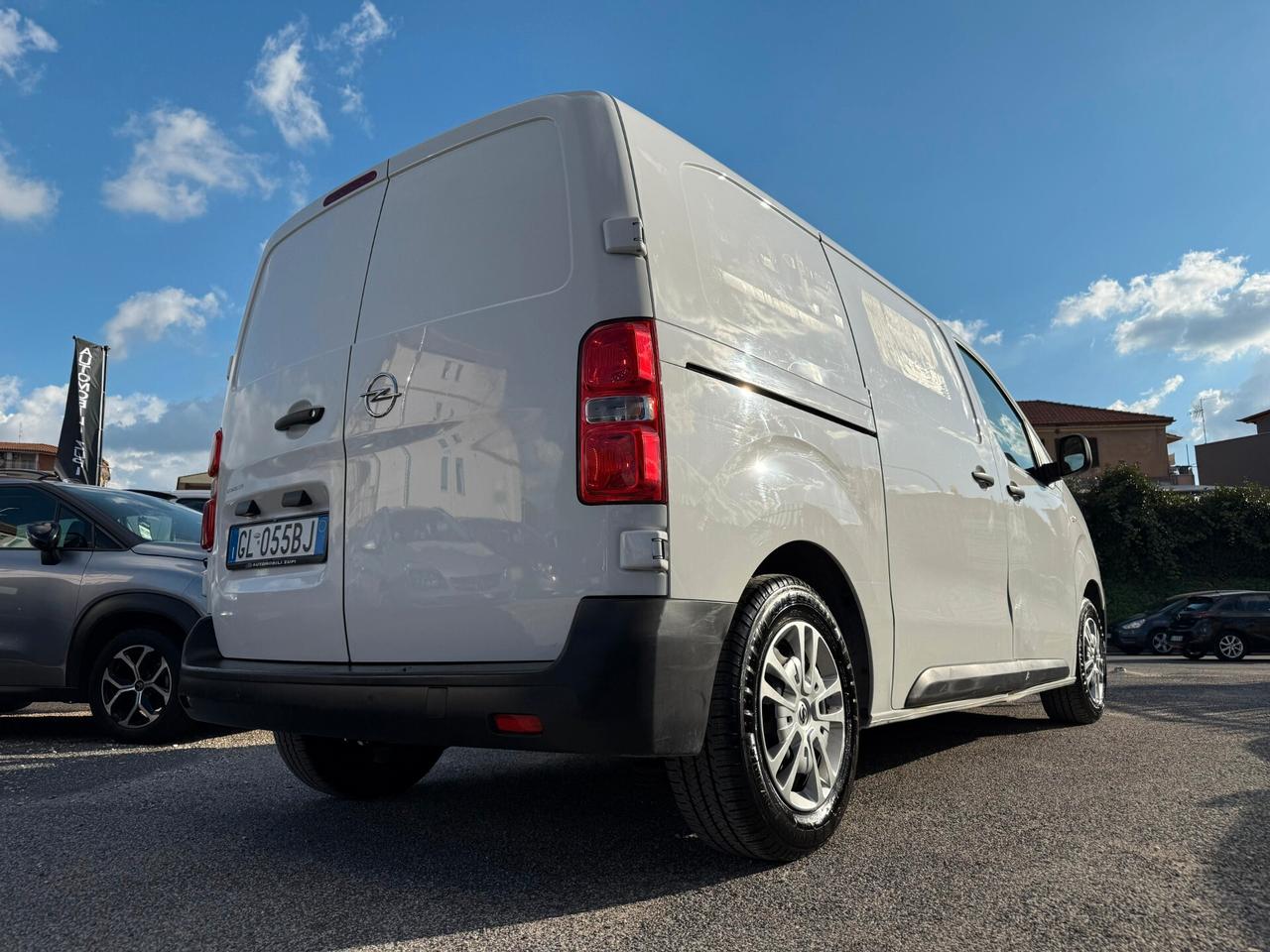 OPEL VIVARO 120cv *DOPPIA PORTA LATERALE*